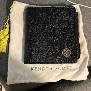Kendra Scott Jewelry Case